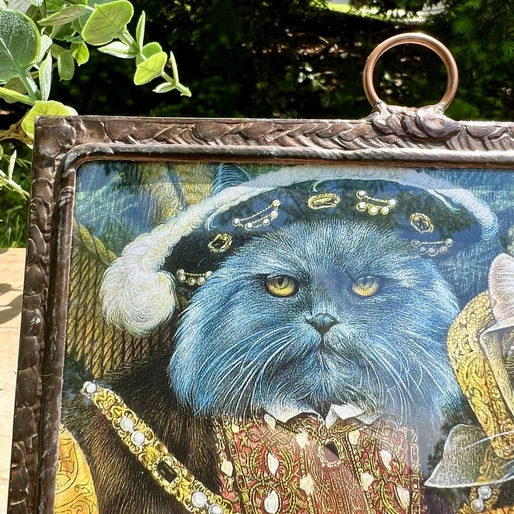 Unique Vintage Cat Art Metal Hanging Mirror